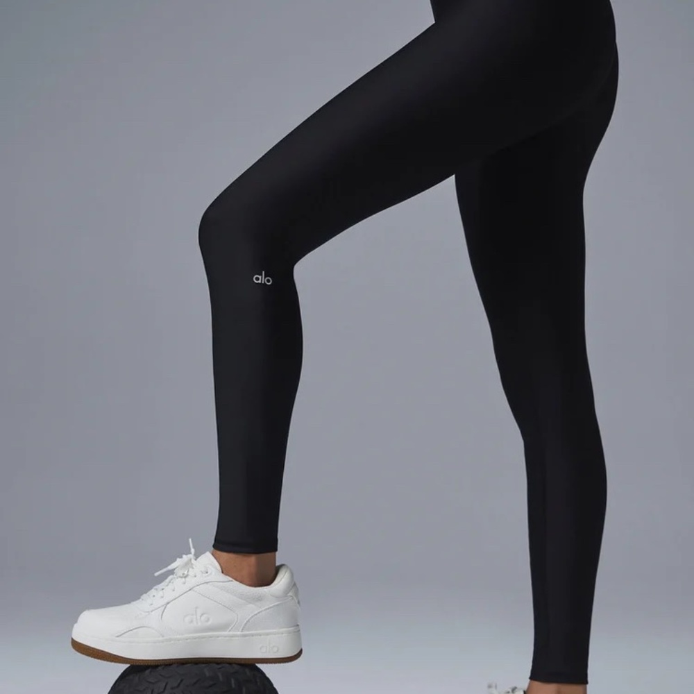 Alo High Waisted Airlift 7/8 Leggings - Black Size XS (RN #87370)